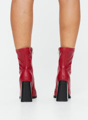 Hailee Boots Red