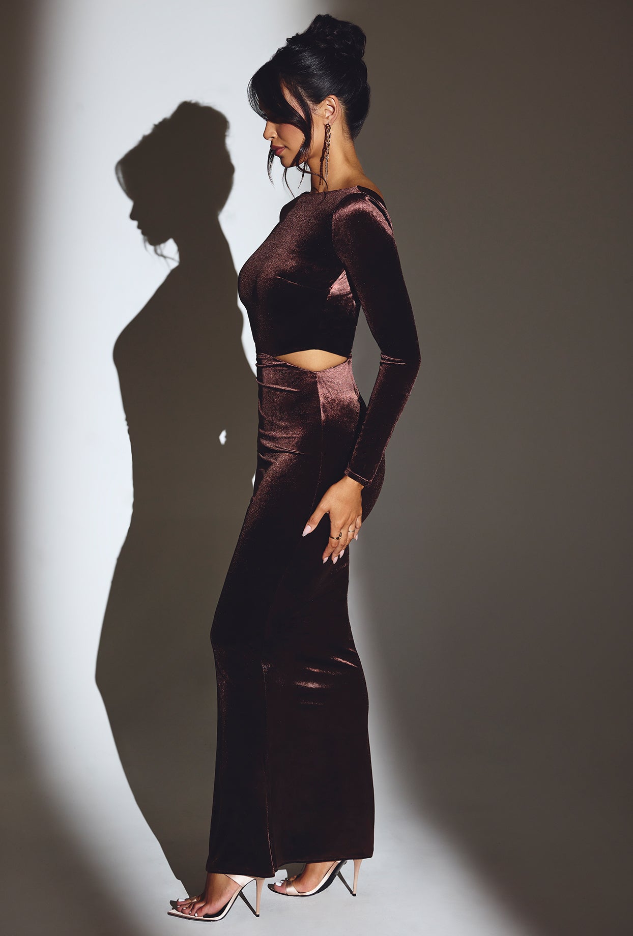 Velvet Long Sleeve Maxi Dress in Chocolate Brown